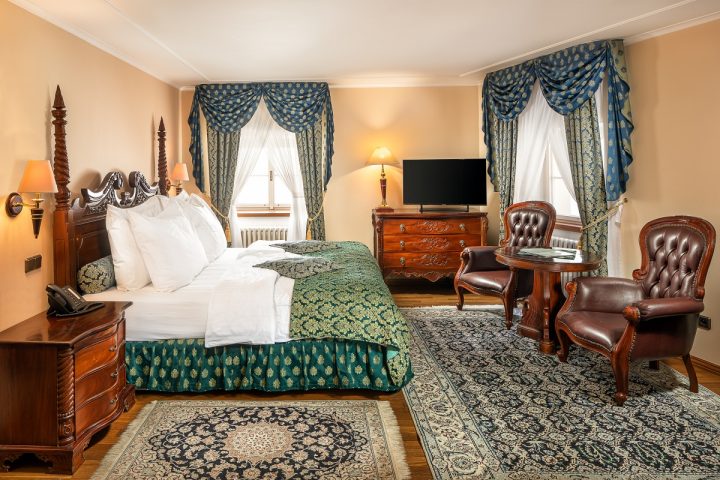 Hotels in Bor City